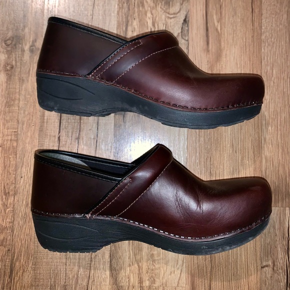 Dansko XP 2.0 Clogs - Picture 3 of 4